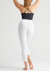 Gloria 7/8 Ankle Shaping Legging - Cotton Stretch from Yummie in White - 4