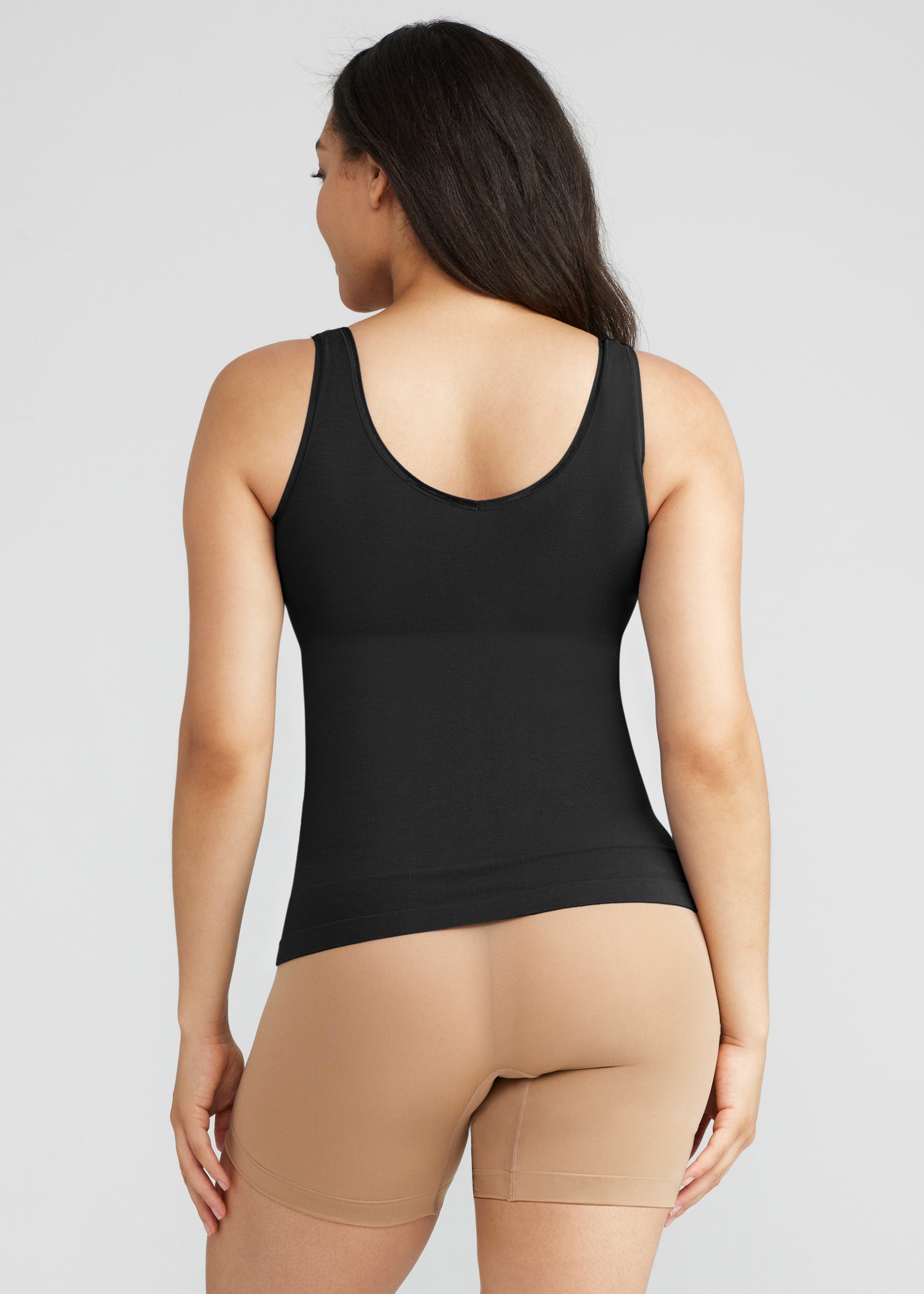 Yummie Women's Non-Shaping Simply Soft Seamless 2-Way Tank, Black, Small :  : Clothing, Shoes & Accessories